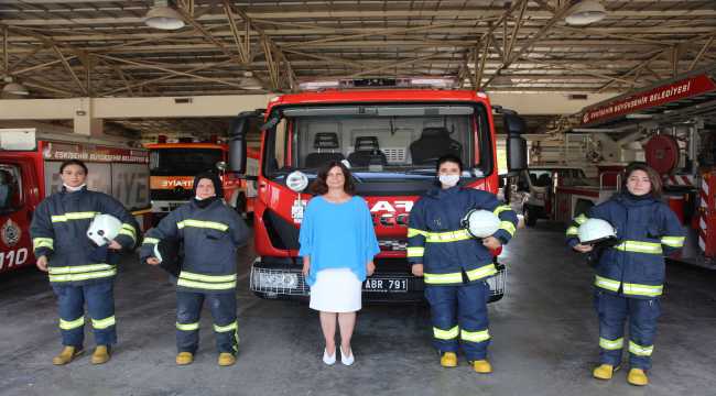 Geleceğin itfaiyecileri stajlarını tamamladı