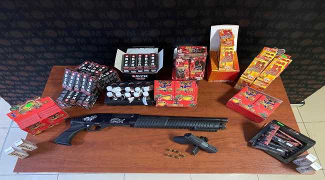 Hatay'da bir büfede gümrük kaçağı ürünler ele geçirildi