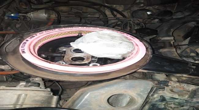 Hatay'da otomobilin hava filtresine gizlenmiş uyuşturucu bulundu: 2 gözaltı