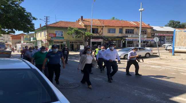 Hüyük'te yapılan koronavirüs denetimine kaymakam ve belediye başkanı da katıldı
