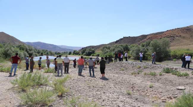 Kayseri'de Kızılırmak'a giren baba kayboldu, 2 çocuğu boğuldu