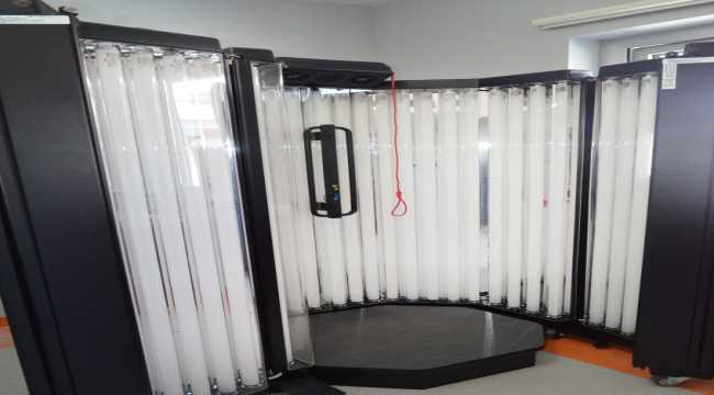 Kırşehir'de cilt hastalıklarının tedavisinde PUVA cihazı kullanılmaya başlandı