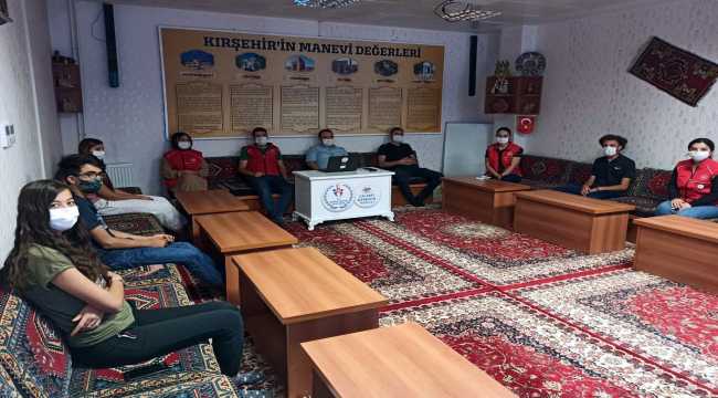 Kırşehir'de gençler 