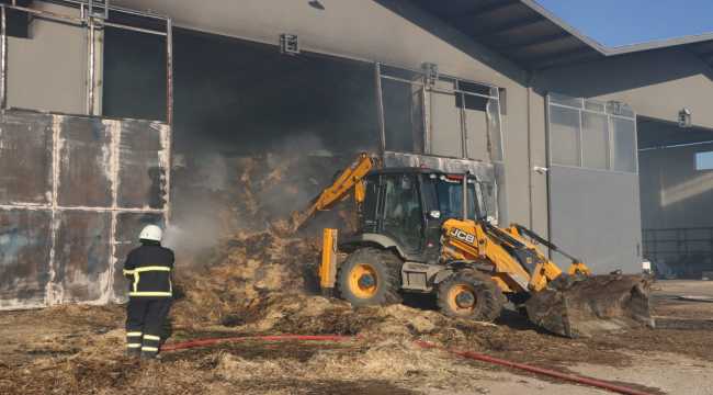 Kozan'da saman deposunda yangın