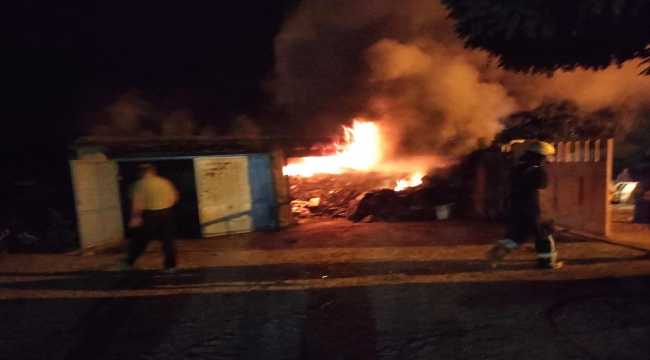 Kulu'da kömürlük yangını