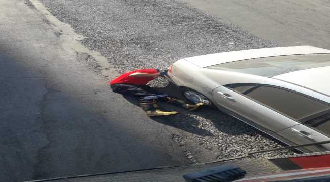 Mersin'de otomobilin motoruna giren 4 kedi yavrusu kurtarıldı