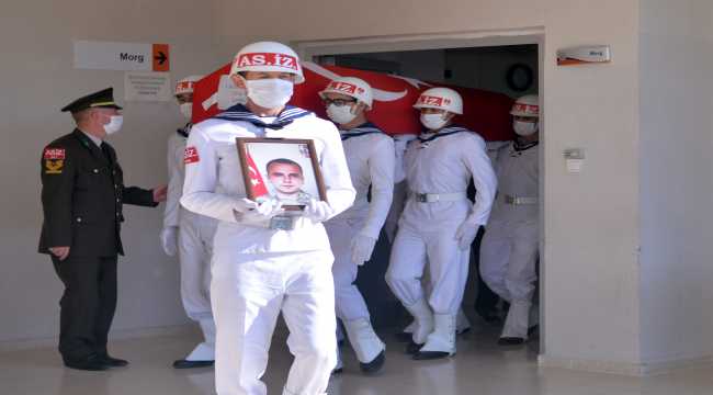 Mersin'de tedavi gördüğü hastanede şehit düşen asker memleketine uğurlandı 