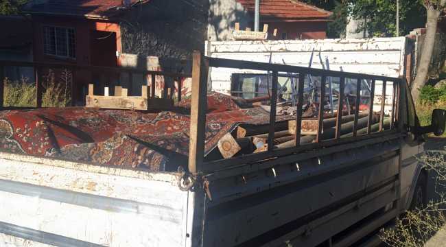 Okul bahçesinden çalınan inşaat malzemeleri terk edilmiş kamyonette bulundu