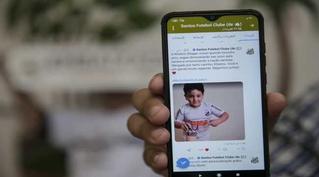 Protez bacağına Santos arması işleyen Suriyeli Hamis'e teşekkür mesajı