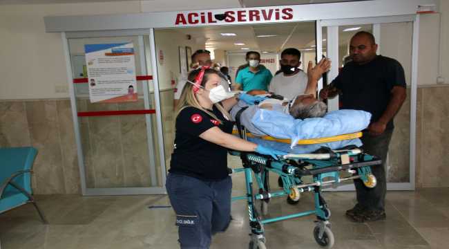 Sivas'ta traktörün altında kalan sürücü yaralandı