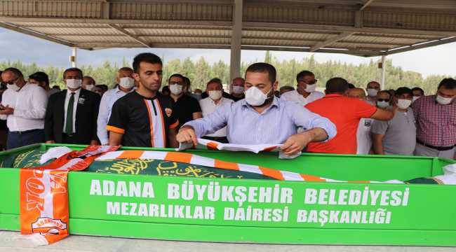 Spor spikeri Emre Gönlüşen son yolculuğuna uğurlandı 