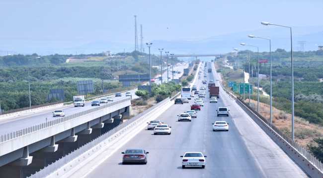 TAG Otoyolu'nda bayram dönüşü yoğunluğu