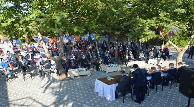 AK Parti Hacılar İlçe Başkanı Ahmet Övüç, güven tazeledi 