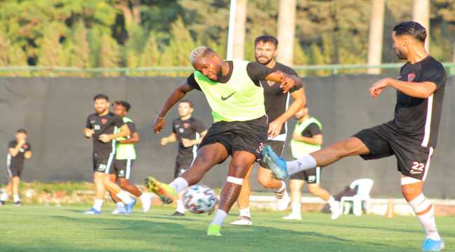 Atakaş Hatayspor, Kasımpaşa maçının hazırlıklarına başladı