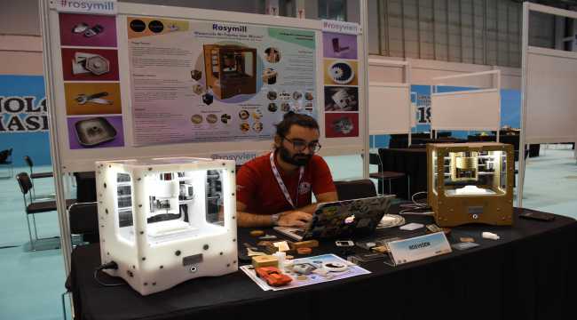 Genç girişimci TEKNOFES'te projesini sunmanın mutluluğunu yaşadı