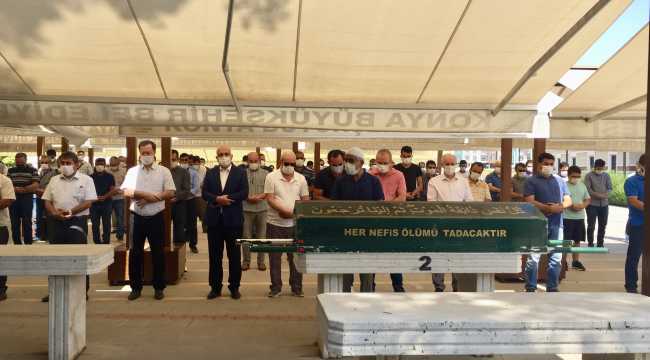 Konya'da öğretmen çiftin canlı ders verdiği sırada balkondan düşen bebekleri yaşamını yitirdi