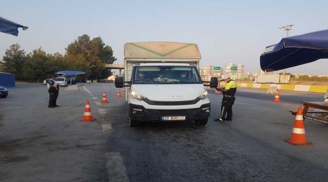 
Mersin'de asayiş denetimlerinde aranan 87 kişi yakalandı