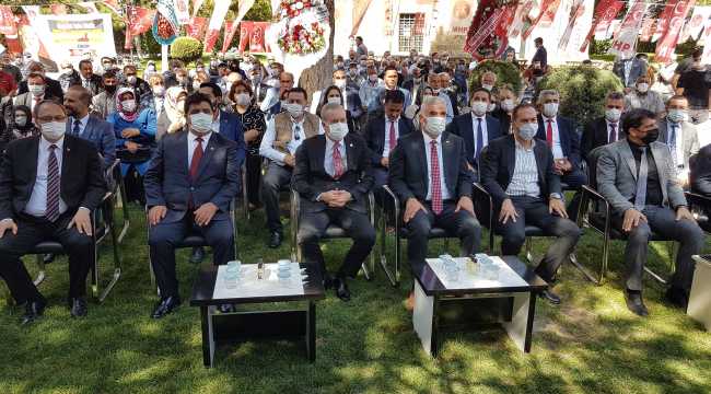 MHP Genel Başkan Yardımcısı Durmaz, Niğde'de il kongresinde konuştu: