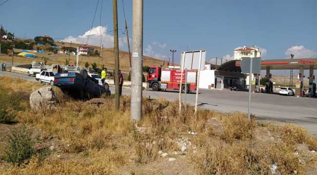 Sivas'ta trafik kazası: 2 yaralı
