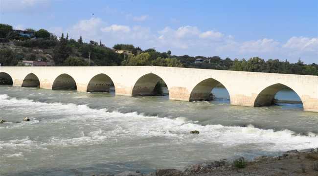 Vali Elban'dan, Misis Antik Kenti'nde inceleme
