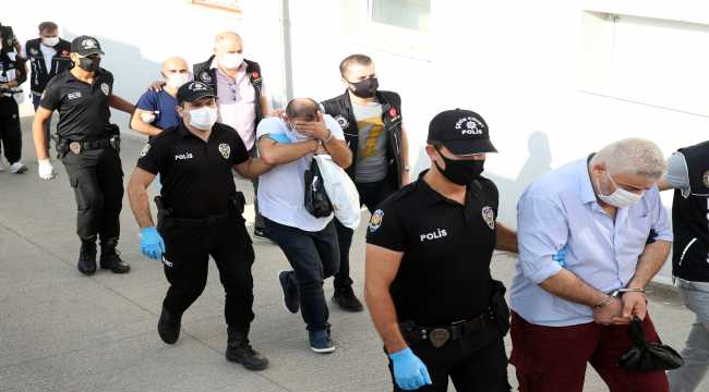 Adana merkezli uyuşturucu operasyonunda yakalanan 19 zanlıdan 5'i tutuklandı