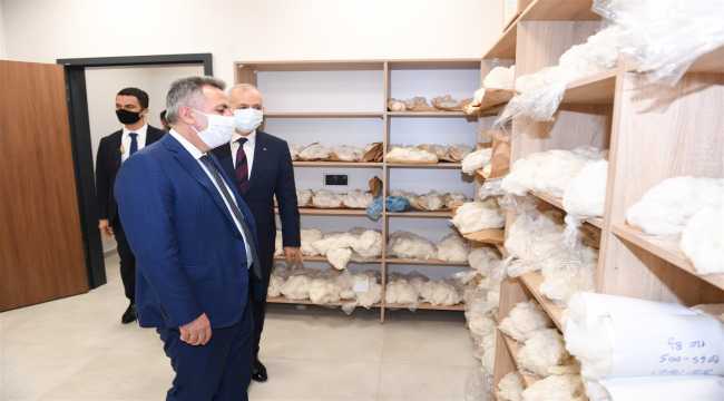 Adana Valisi Elban'dan Ticaret Borsası'na ziyaret
