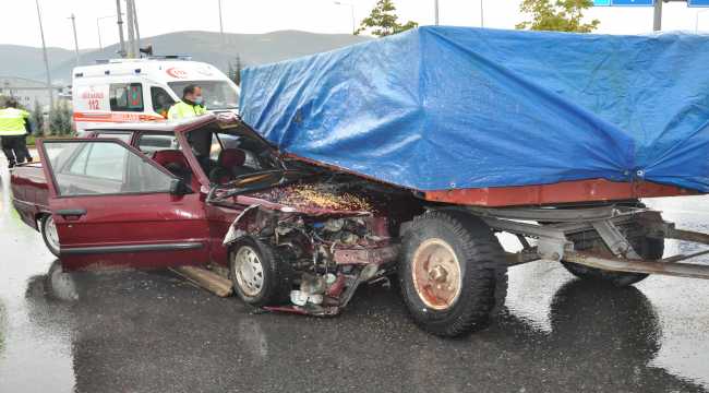 Akşehir'de trafik kazası: 2 yaralı