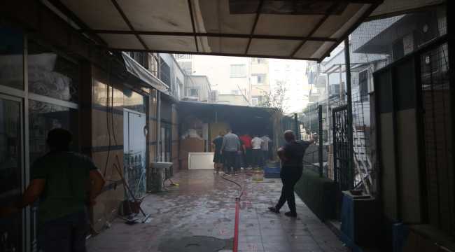 Antalya'da depoda çıkan yangın söndürüldü