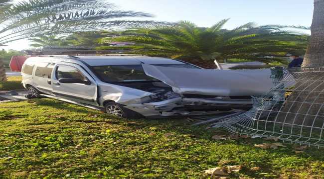 Antalya'da hafif ticari araç ile motosiklet çarpıştı: 1 ölü