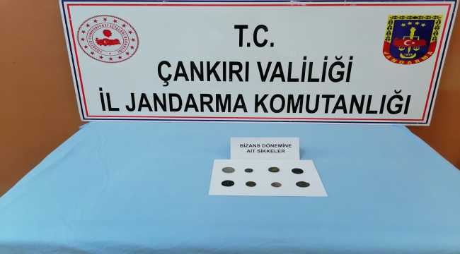 Çankırı'da bir otomobilden Bizans dönemine ait 8 sikke çıktı