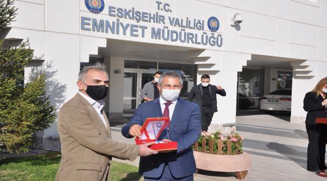 Eskişehir'de eğitimlerini tamamlayan mahalle bekçileri göreve başladı 