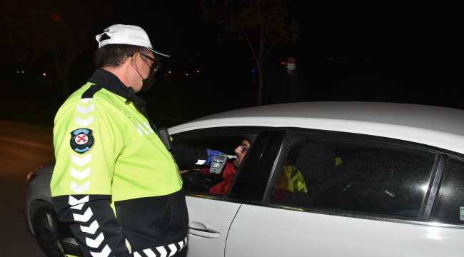 Eskişehir'de trafik denetiminde 158 sürücüye ceza