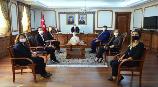 Girişimci kadınlardan Kırşehir Valisi Akın'a ziyaret
