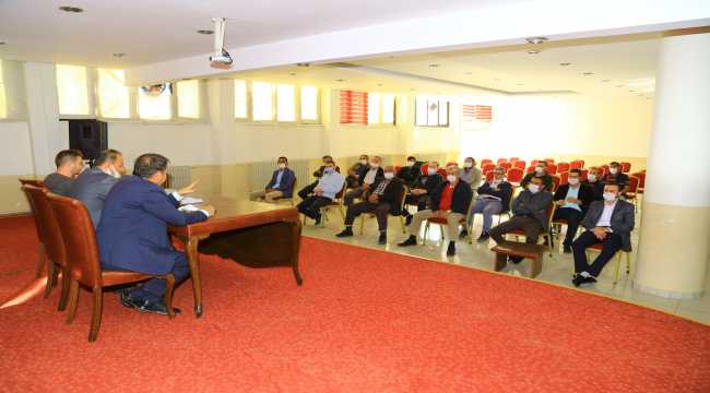 Hadim'de AK Parti mahalle başkanları toplandı