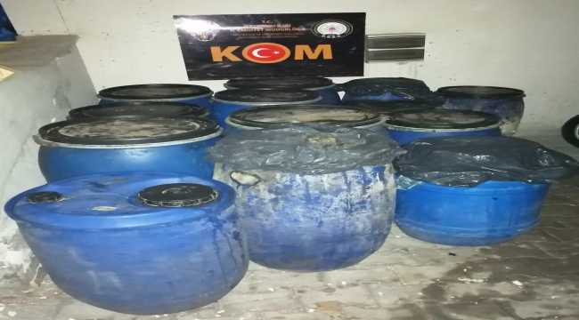 Hatay'da 1650 litre sahte içki ele geçirildi