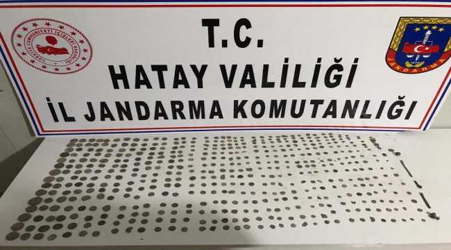 Hatay'da tarihi eser kaçakçılığı operasyonunda 516 sikke ele geçirildi