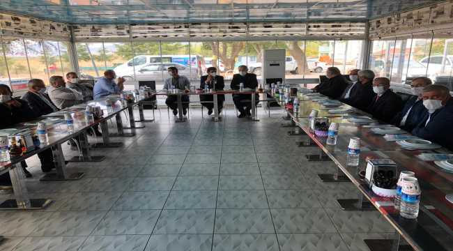 Hüyük Belediye Başkanı Çiğdem, muhtarlarla buluştu