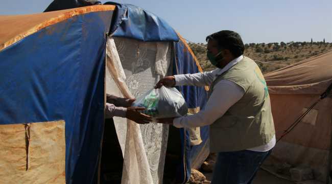 İHH'dan Suriye'deki 1712 aileye hijyen malzemesi yardımı yapıldı