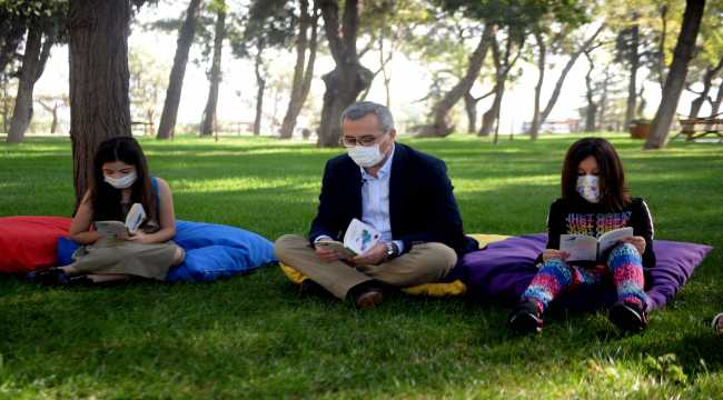 Kahramanmaraş Kalesi'nde kitap okuma etkinliği düzenlendi