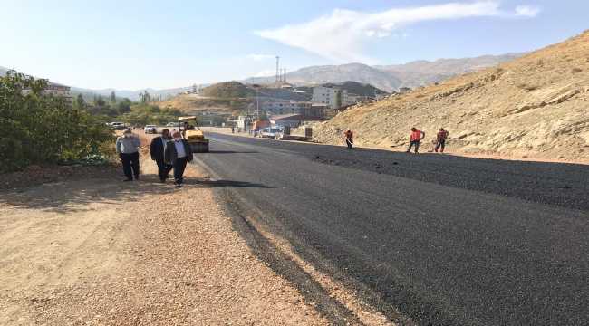 Kahramanmaraş'ta yol çalışmaları sürüyor