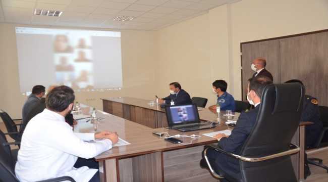 Karantinadaki vatandaşlara video konferansla moral desteği