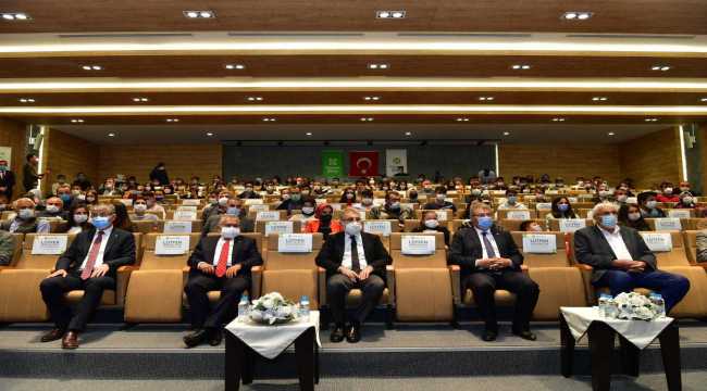 Kayseri'de 1000 çiftçi çocuğuna tablet hediye edildi