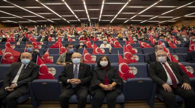 Kılıçdaroğlu ve eşi, Genco Erkal'ın 
