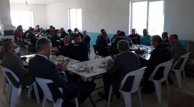 Kırşehir Belediye Başkanı Ekicioğlu çalışanlarla bir araya geldi