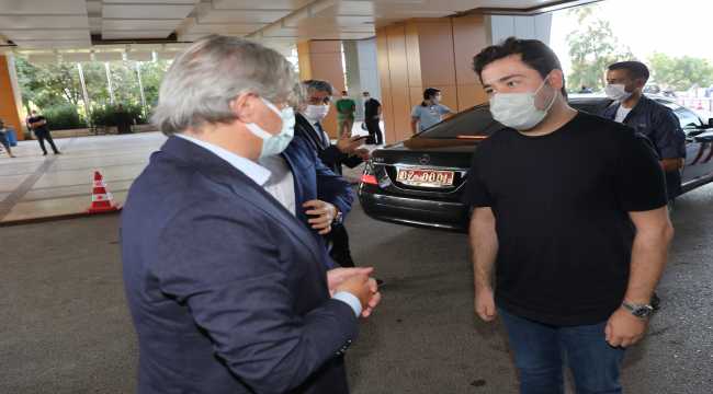 Kovid-19 tedavisi gören Muhittin Böcek'in sağlık durumu