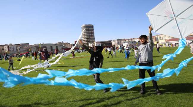 Nevşehir’de uçurtma şenliği düzenlendi
