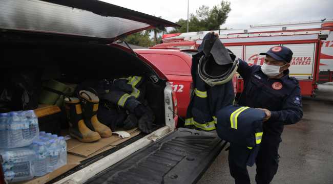 Türkiye İzmir için tek yürek