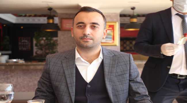 AK Parti Muratpaşa İlçe Teşkilatı, basın mensuplarıyla buluştu