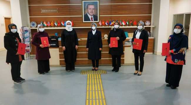 AK Parti Seydişehir İlçe Kadın Kolları Başkanlığına Fatma Aydın atandı