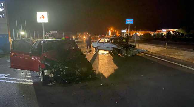 Aksaray'da iki otomobil çarpıştı: 1 ölü, 1 yaralı